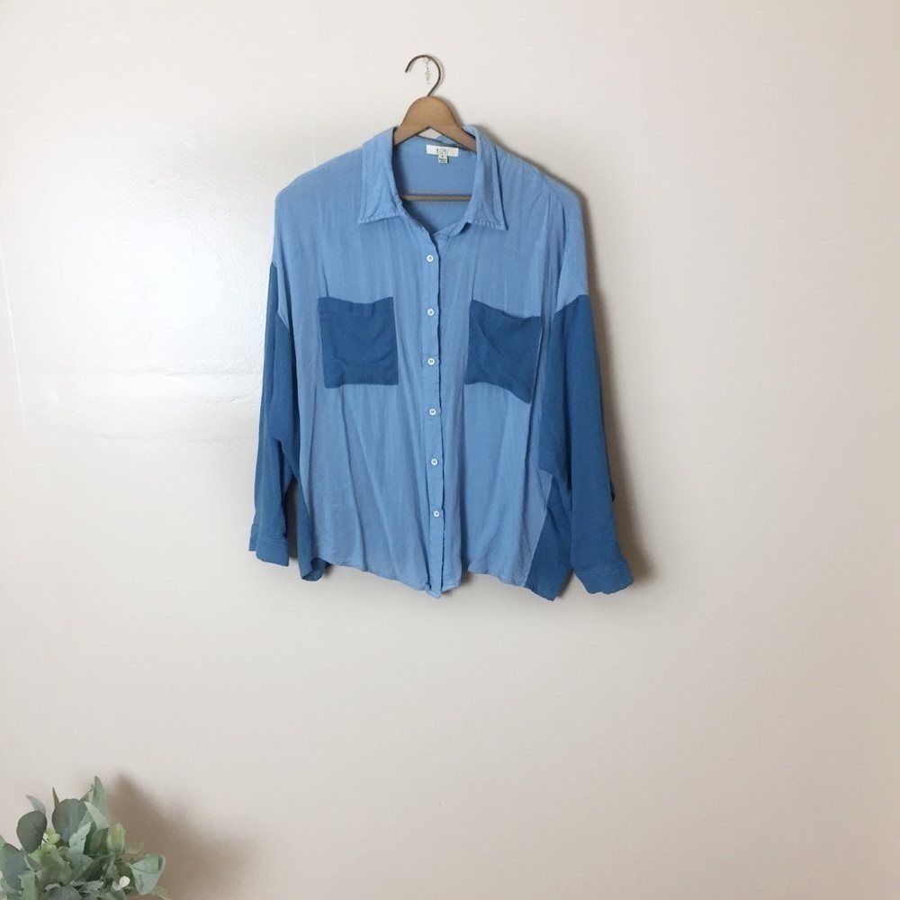 [Kori American] Blue Long Sleeve Button Down Pocket Top